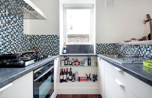 Islington Apartment | Islington Charm - One Bedroom Apartment, Sleeps 2