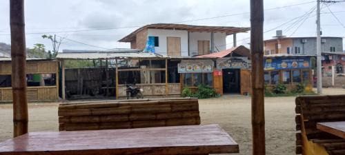 Machalilla House | Islote el sucre
