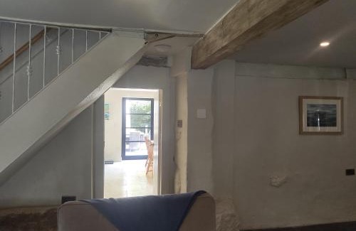 Llanuwchllyn House | Islwyn