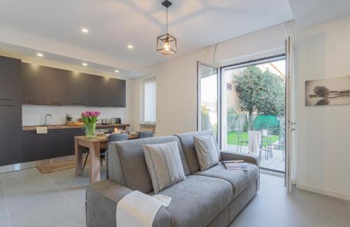 Grandate Apartment | Isola Felice Grandate by Rent All Como