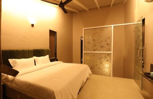 Nashik House | Isola Luxury Farm Suites