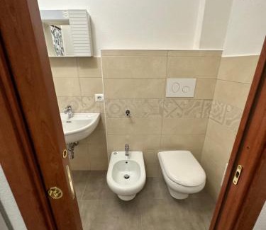 Orani Bed & Breakfast | Isostreethome