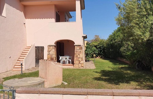 San Teodoro City Centre House | ISS Travel, Le Carrube two bedrooms apartments with air conditioning