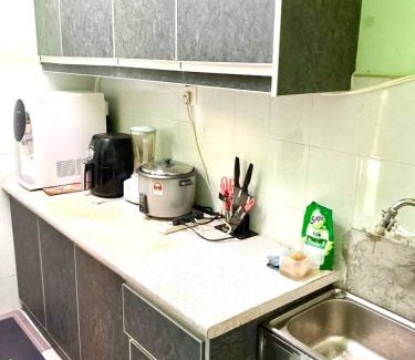 Bukit Jalil Apartment | Isyfaq Apartment Homestay Serdang UPM Bukit Jalil