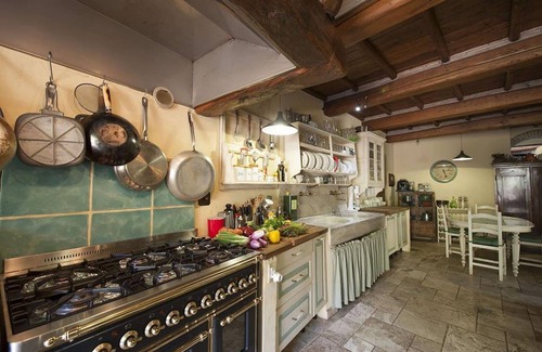 Greve in Chianti Villa | Mulino Cintoia Chianti Toscana pool, sauna and Jacuzzi experience