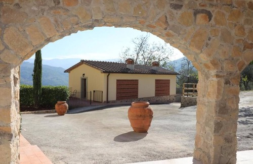 Dicomano Apartment | Apartment on 2 levels - Barn 2