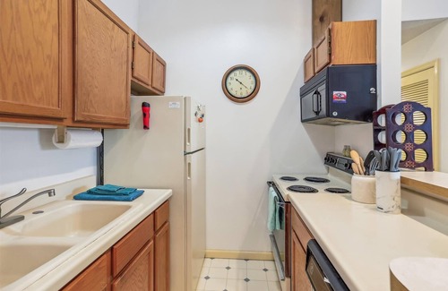 Timberline Condo | It is a very short walk to Timberline Mountains lifts and lodge from D303!