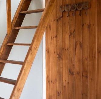 Niawier Apartment | It Linestek