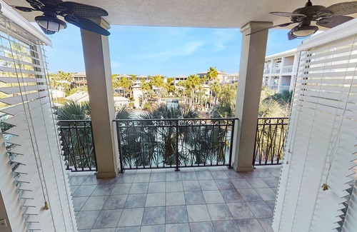 Seacrest Beach Condo | 'It's A Beautiful Day!' This gorgeous condo, overlooks the resort size pool!