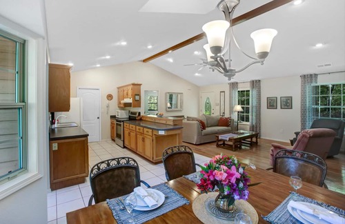 Hayesville Cottage | It's OK, you're in the mountains now. Breathe.
