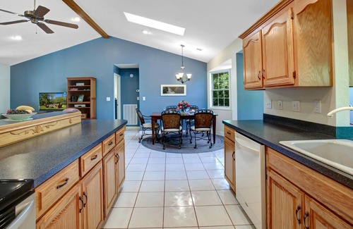 Hayesville Cottage | It's OK, you're in the mountains now. Breathe.