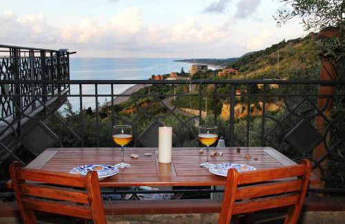 Santo Stefano di Camastra Apartment | 60 m² Apartment ∙ 4 guests