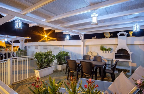 San Mauro a Mare Apartment | Itaca apartment directly on the beach of San Mauro Mare