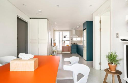 Itaewon Apartment | Itaewon Station 2 minutes Up to 6 people with Pet