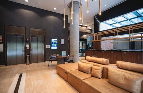 Itaim Bibi Apartment | Itaim Bibi Village - Suite inside hotel