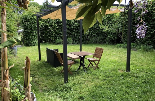 Amboise Apartment | Italian-style apartment and garden in the heart of Amboise.