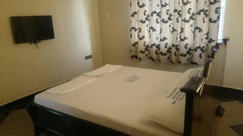 Mwananyamala Bed & Breakfast | Itetemia Royal Inn