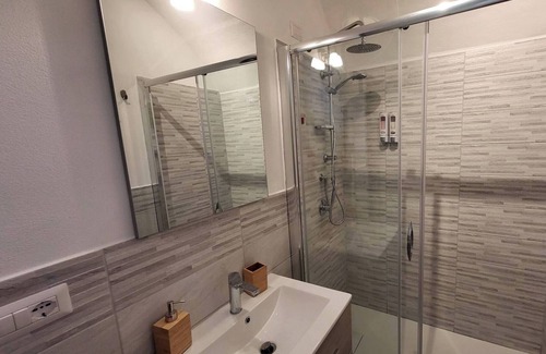 Cuglieri Apartment | Itiseasy1 Piano Suites Nel Corso