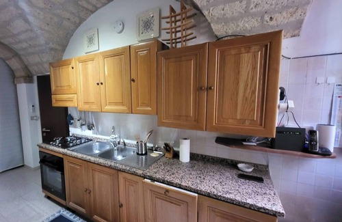 Cuglieri Apartment | Itiseasy1 Piano Suites Nel Corso