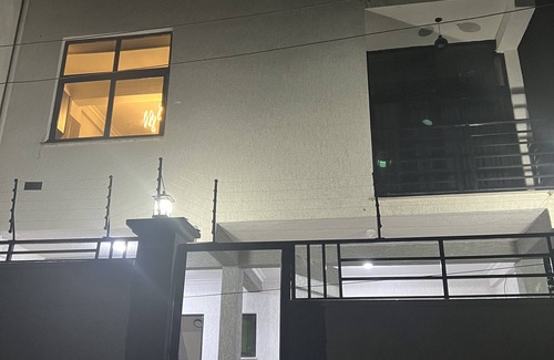 Nifas Silk-Lafto House | It’s brand new house had a Janlater and no worries about watering