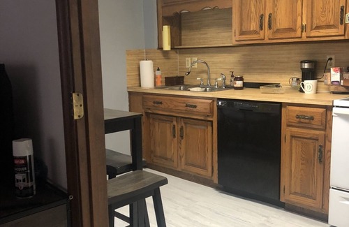 New Castle Apartment | It’s the Apartment downstairs for me!