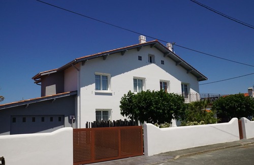 Bidart Apartment | ITSAS ONDOA next to the sea Apartment T3 crossing ground floor in the villa