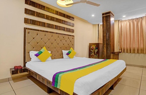 Pachmarhi Hotel | Itsy By Treebo - Hotel Abhilasha