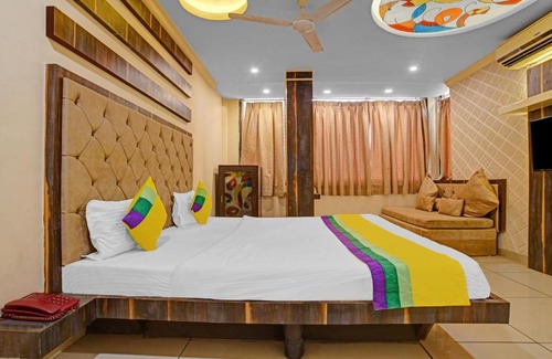 Pachmarhi Hotel | Itsy By Treebo - Hotel Abhilasha