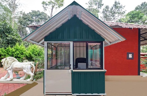 Somvarpet Hotel | Itsy By Treebo - Manuvan Homestay