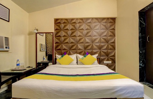 Kalyani Nagar Hotel | Itsy By Treebo - RG Cottage