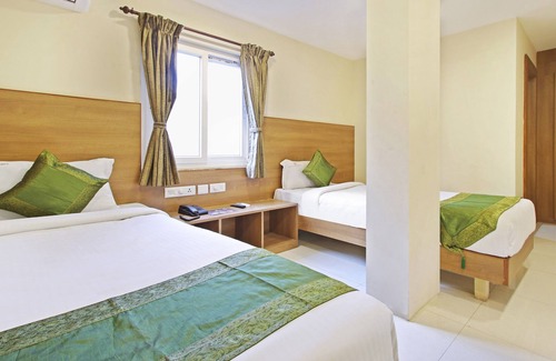 Gandhipuram Hotel | Itsy Hotels Jansi Residency