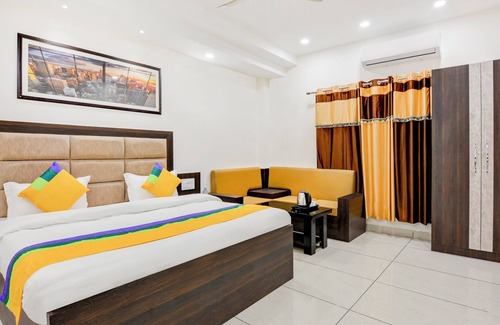 Roorkee Hotel | Itsy Hotels K K Residency Staywell