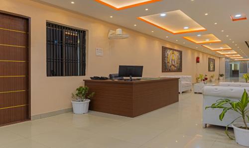 Varanasi Hotel | Itsy Hotels Kashi Grand, BHU
