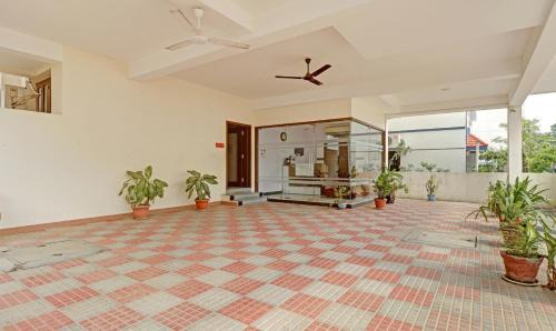 Chennai Hotel | Itsy Hotels Rithika Inn Blossoms