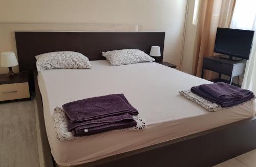 Odesos Apartment | Ivet Apartment