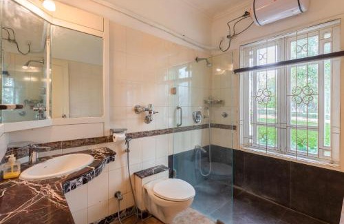 Khalapur Villa | Ivory Crest by StayVista - Mountain-view villa with Pool, Garden & Snooker table