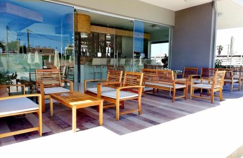 Theologos Apartment | IVORY HOTEL