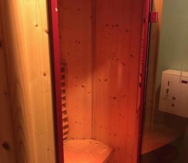 Fox Glacier Hostel | Ivorytowers Accommodation