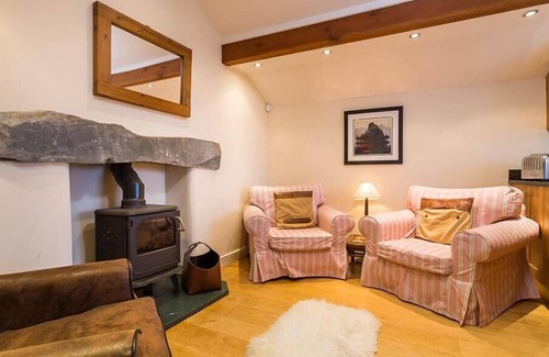 Ambleside Cottage | IVY COTTAGE, family friendly, with open fire in Ambleside