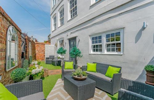 Chester House | Ivy Cottage