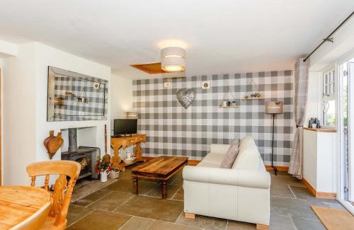 Grewelthorpe House | Ivy Cottage