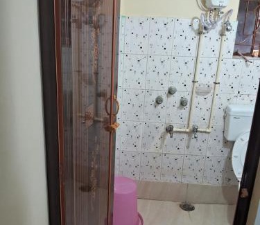 Kolkata Apartment | Ivy Homestay