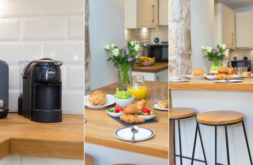 Lelant House | Ivy Mount-Cottage-Dog Friendly-Woodburners