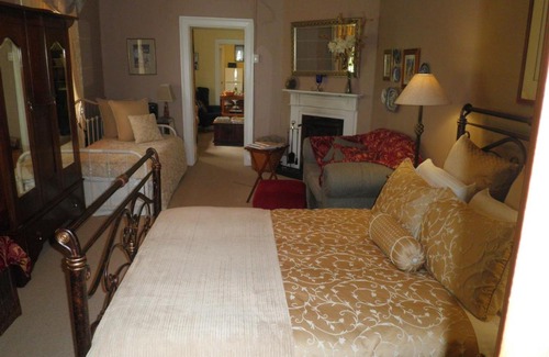 Campbell Town Bed & Breakfast | Ivy on Glenelg