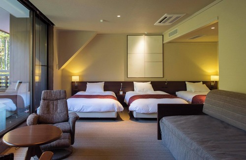 Takayama Hotel | Izumigo Takayama Dog Paradise Hotel