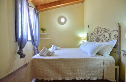 Nora House | IzzHome Nora Beach