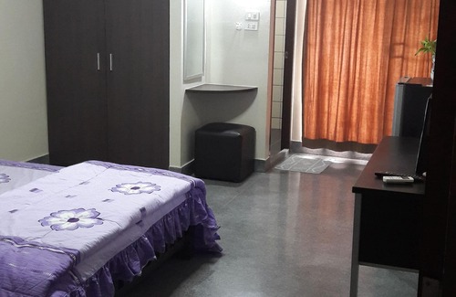 Anusawari Hotel | J 168 Living