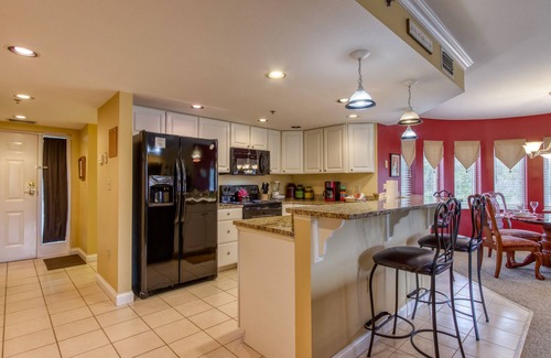 Pigeon Forge Condo | " J & B Golf Getaway "