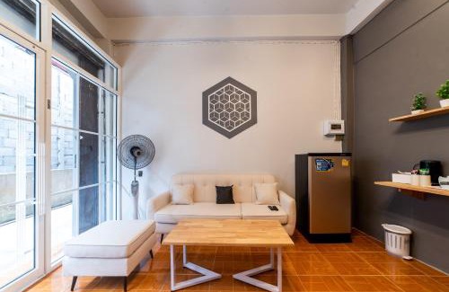Betong Villa | J Cube Betong - Private House