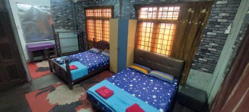 Kampung Wakaf Nyior Kembar House | J.Farid home